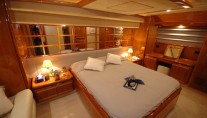 KENTAVROS II  -  Master Cabin